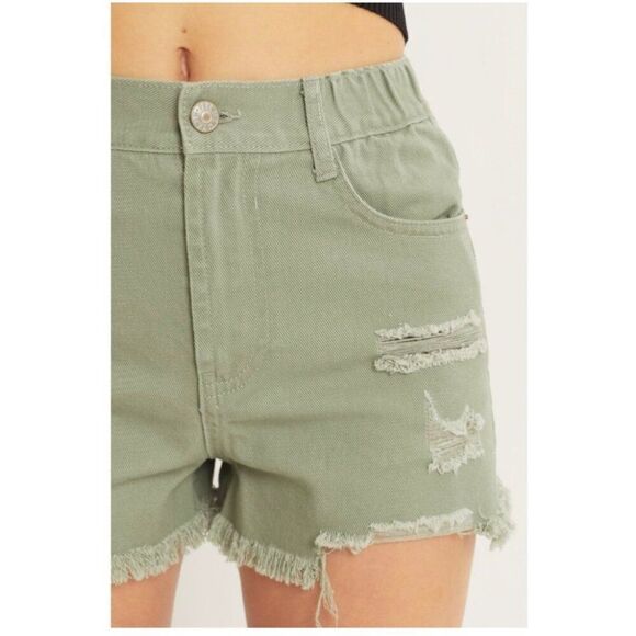 NWT Love Tree Olive Green Distressed Shorts-Destroyed Hem  Size Medium - Picture 4 of 15